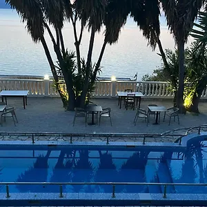 Blue Dream Holiday Hotel Wlora