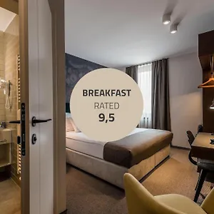 Mrak Hotel Lublana